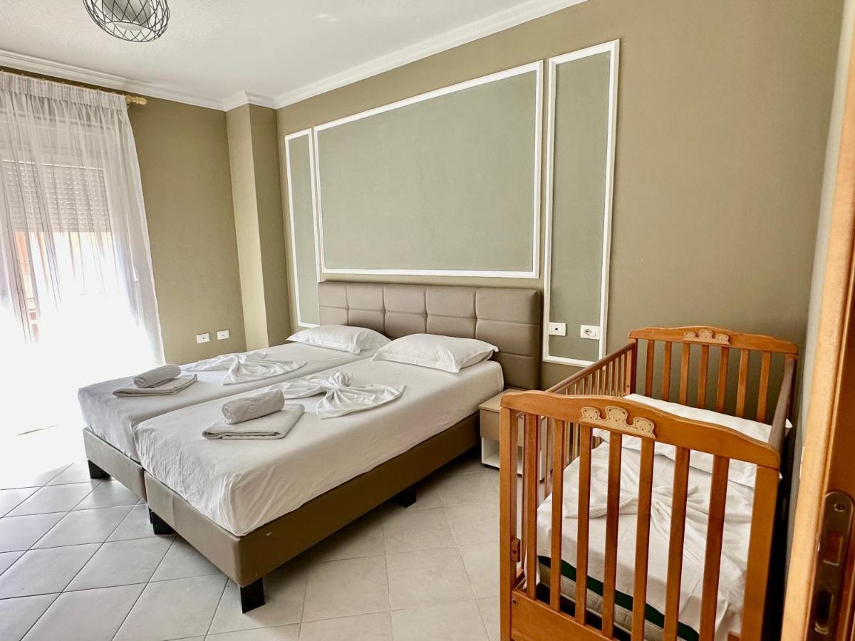 Vlorë Family Suite Residence מראה חיצוני תמונה