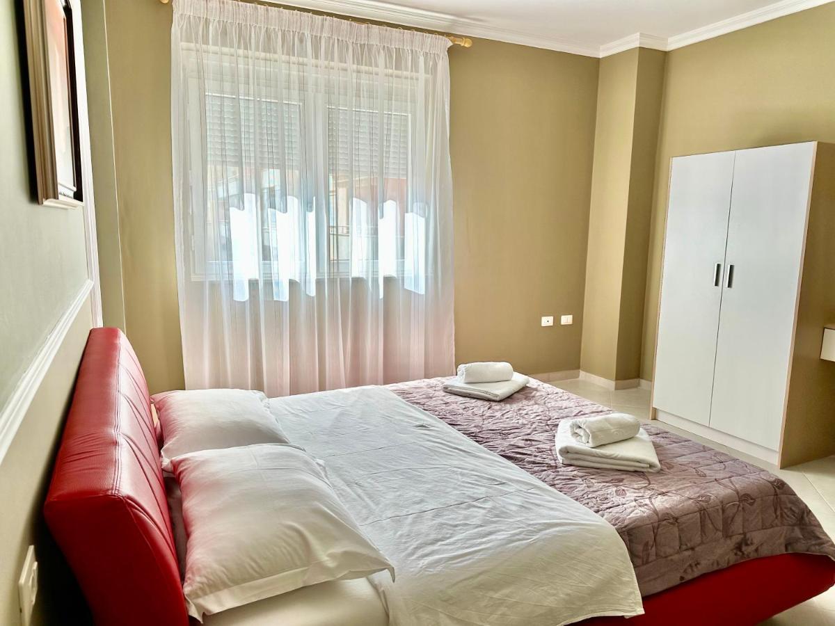 Vlorë Family Suite Residence מראה חיצוני תמונה
