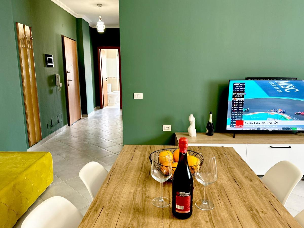 Vlorë Family Suite Residence מראה חיצוני תמונה