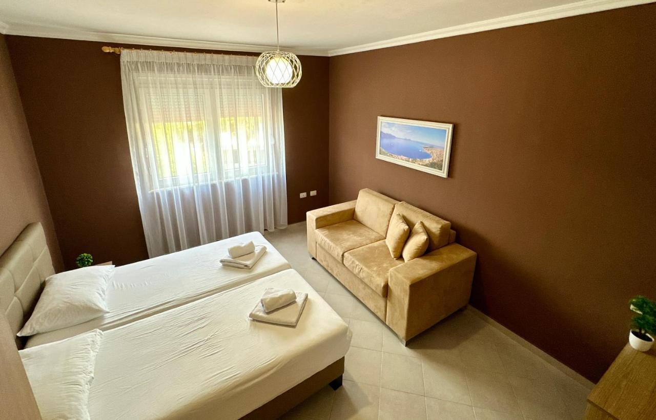 Vlorë Family Suite Residence מראה חיצוני תמונה