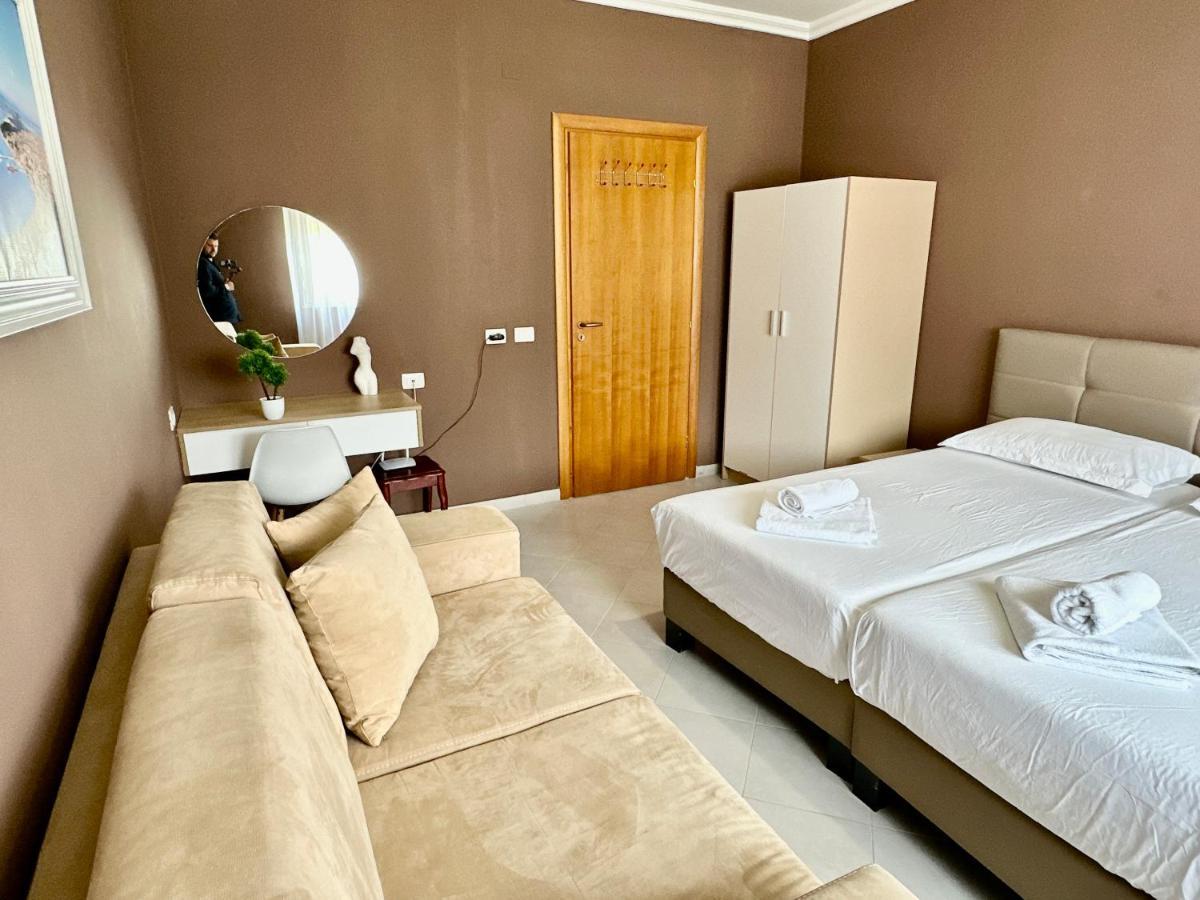 Vlorë Family Suite Residence מראה חיצוני תמונה