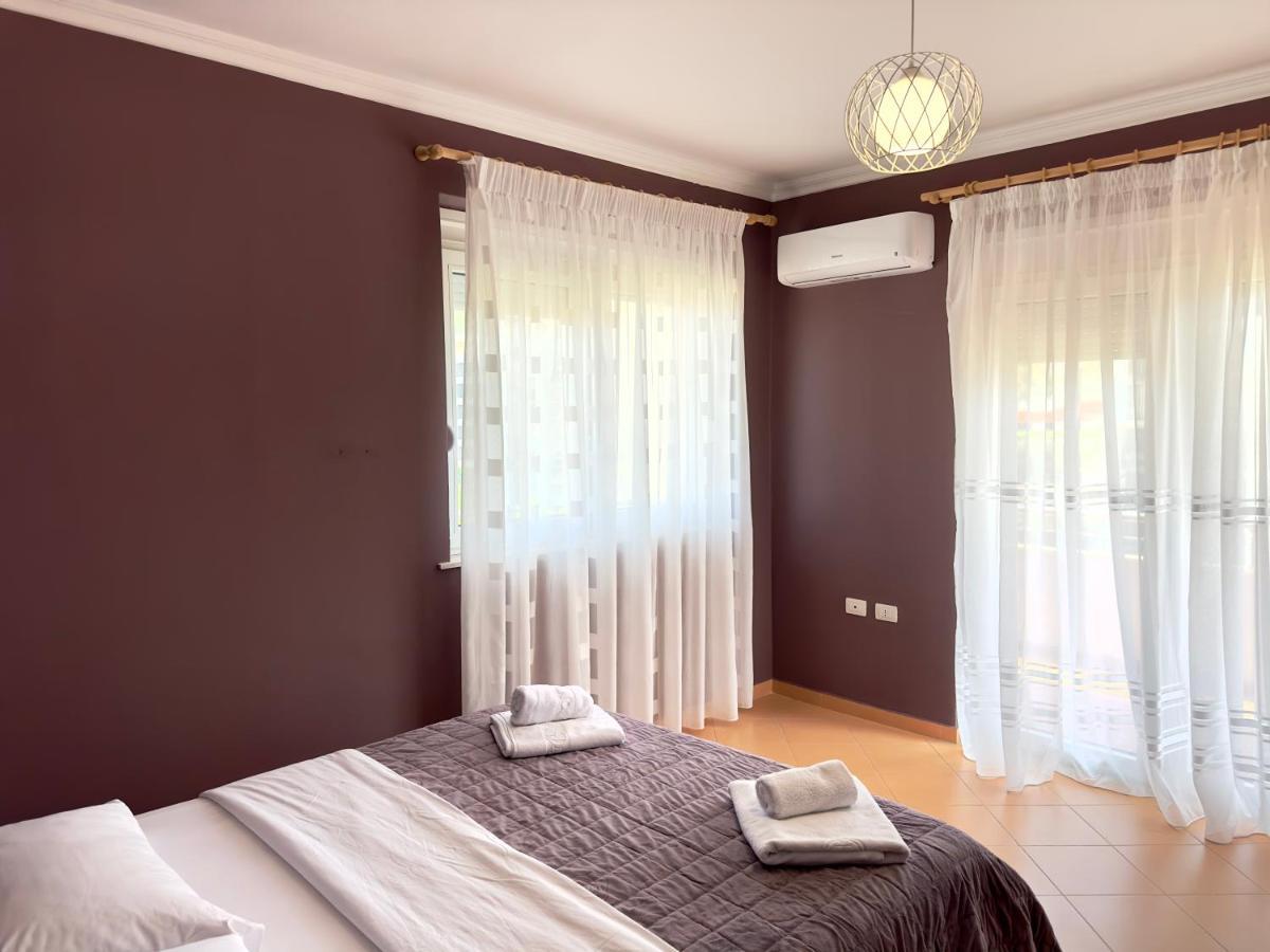 Vlorë Family Suite Residence מראה חיצוני תמונה
