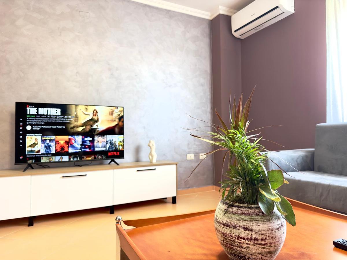 Vlorë Family Suite Residence מראה חיצוני תמונה