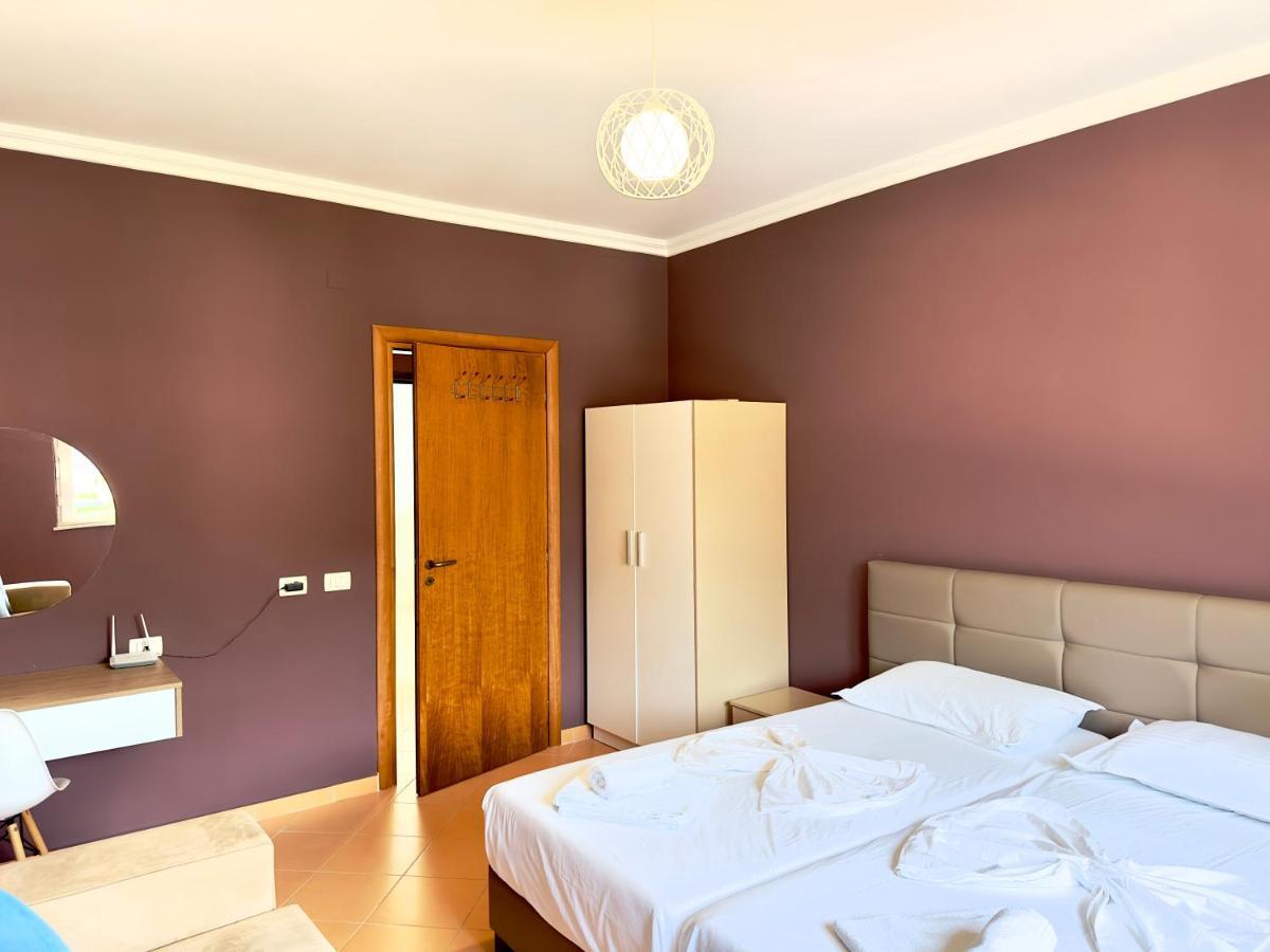 Vlorë Family Suite Residence מראה חיצוני תמונה