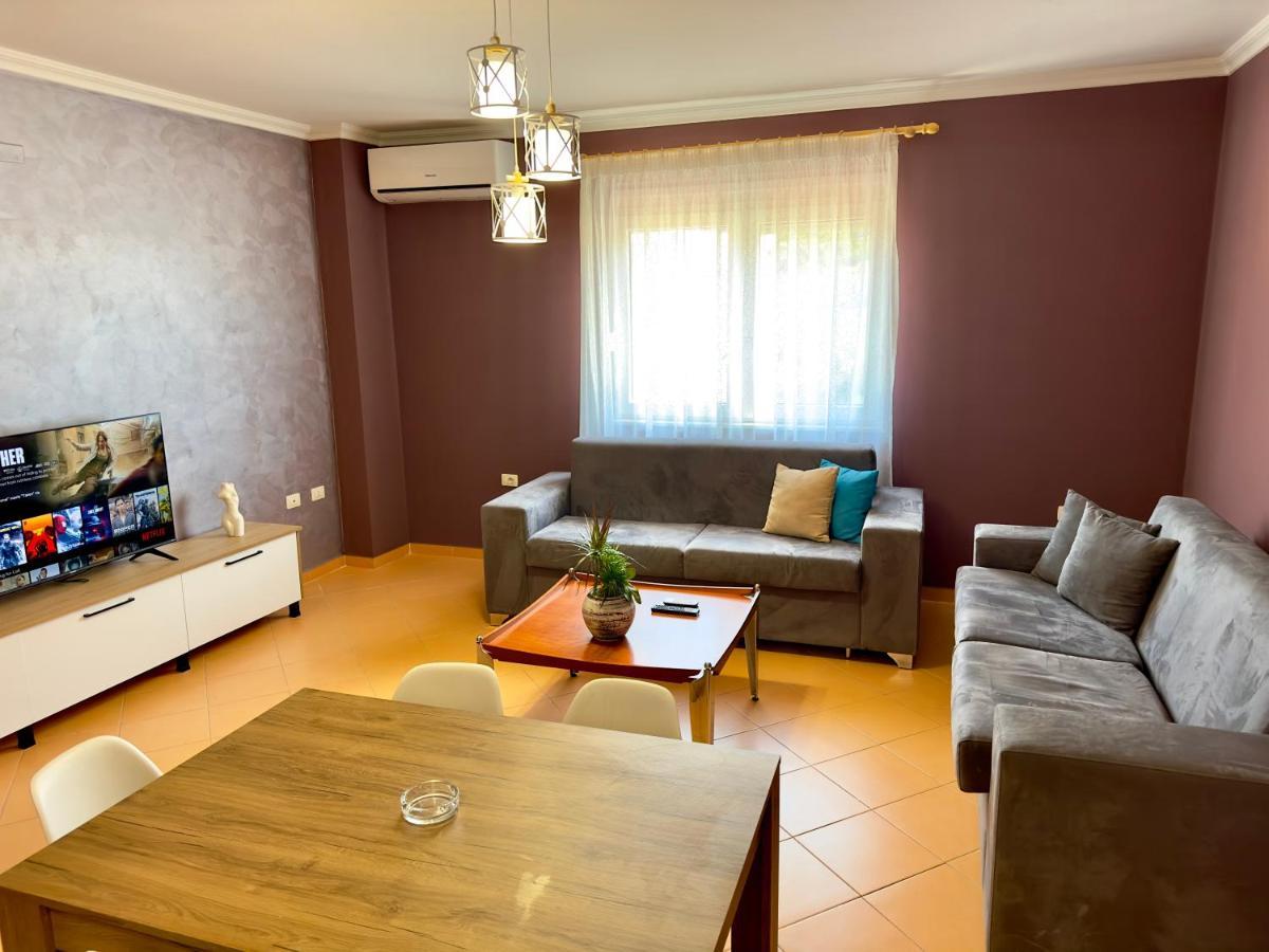 Vlorë Family Suite Residence מראה חיצוני תמונה